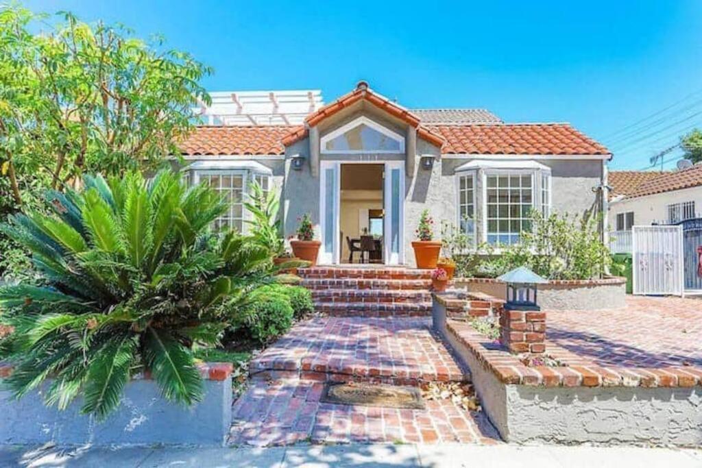 Large 5 Br- Beverly Hills Adj *