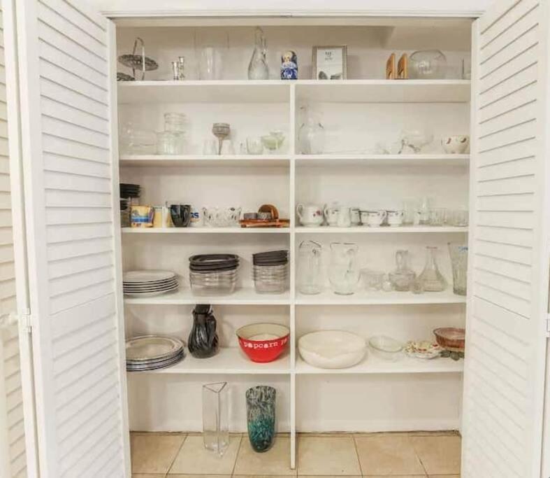 Large 5 Br- Beverly Hills Adj
